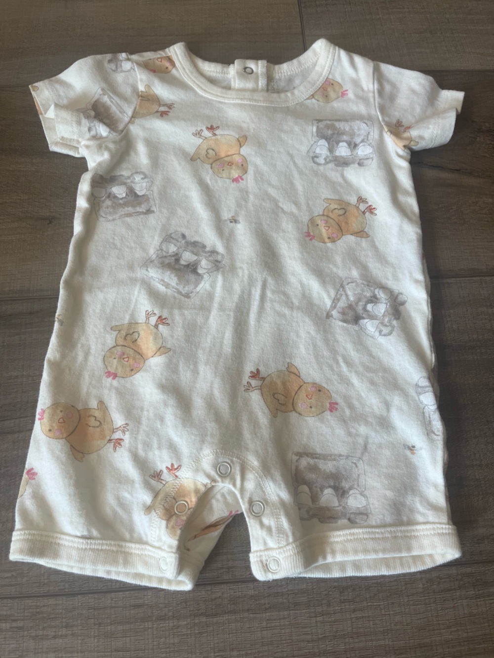 Burt's Bees Baby Chick & Egg Carton Short Sleeve One-Piece Romper Size 3-6 m